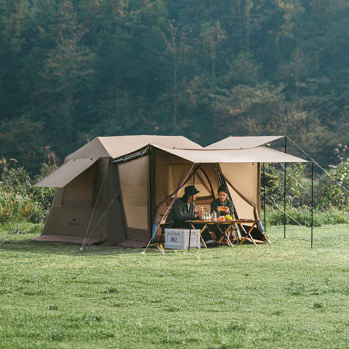 Village™ 6.0 Flagship 4-Person Instant Cabin Tent