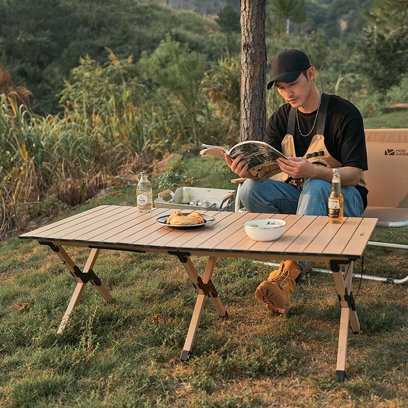 Folding Egg Roll Table