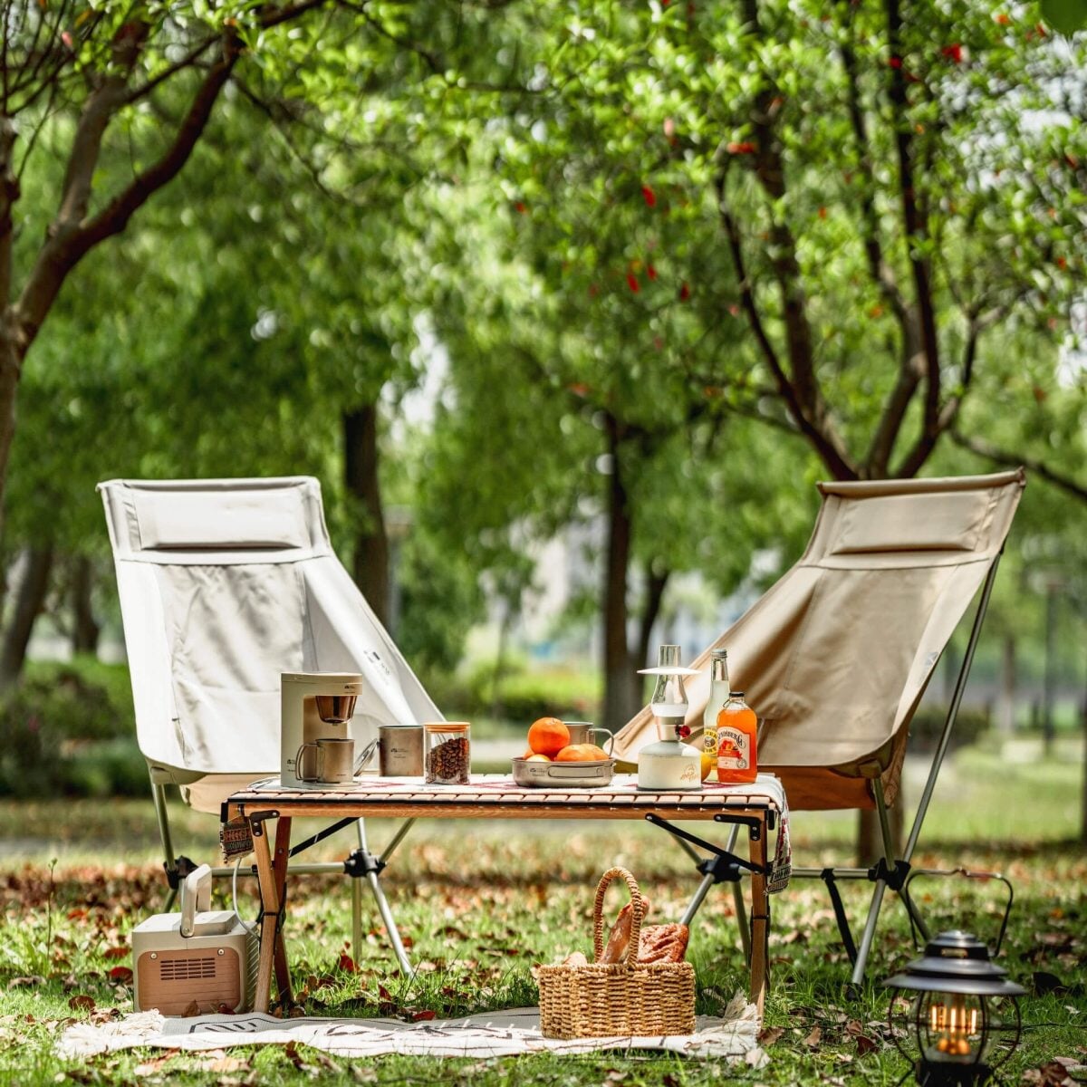 MOBI GARDEN Moon Folding High Chair Pro